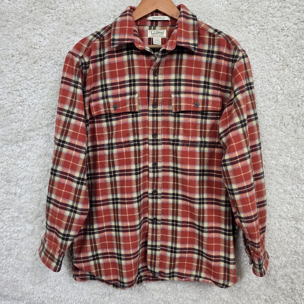L.L. Bean Chamois Shirt Men's Medium Red Plaid Traditional Fit Flannel Outdoors‎